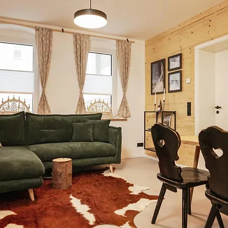 Erwin Apartment *